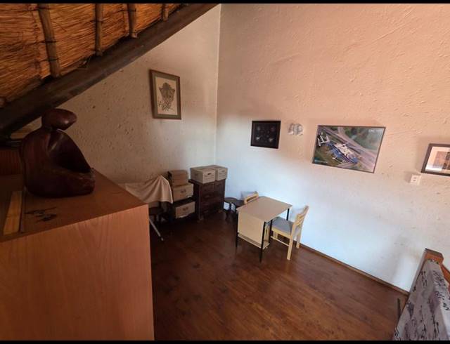 2 BEDROOM APARTMENT FOR SALE IN SUNNINGHILL